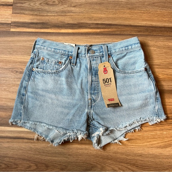 Levi’s 501 High Rise Shorts - Picture 2 of 4